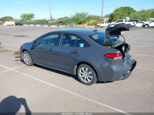 Toyota Corolla Le Image 3
