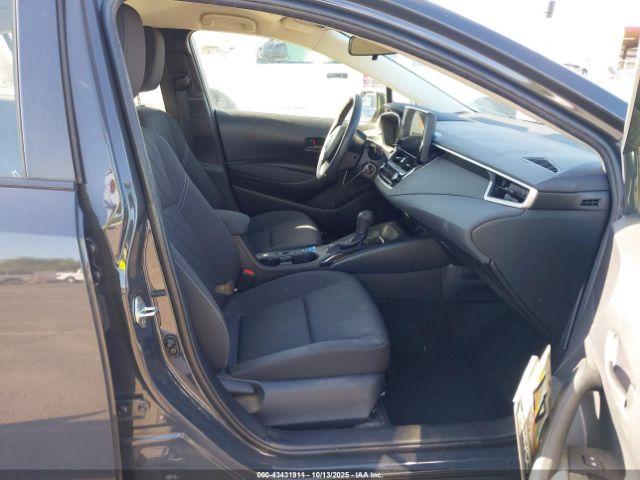 Toyota Corolla Le Image 16