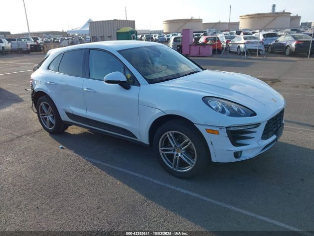 Porsche Macan Image 1