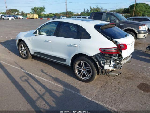 Porsche Macan Image 6