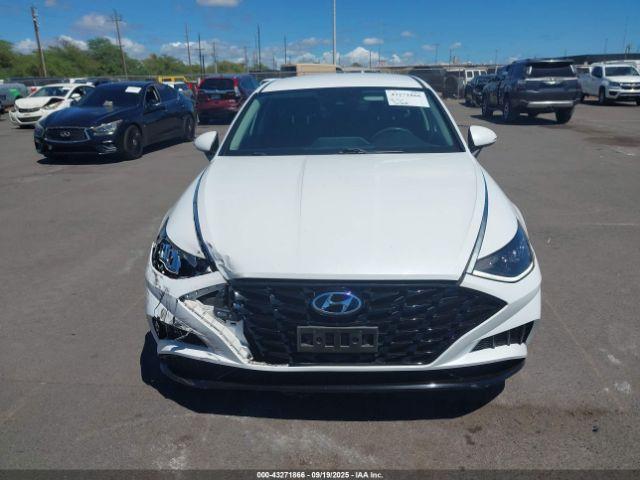 Hyundai SONATA Sel Image 4