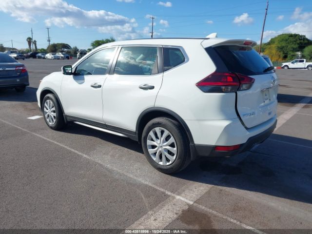 Nissan Rogue S Image 9