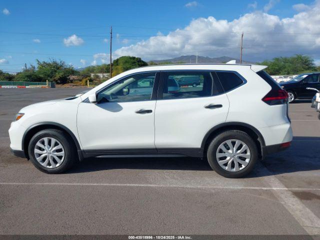 Nissan Rogue S Image 4