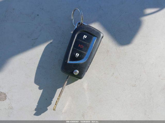 Toyota 4Runner Image 2