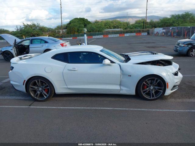 Chevrolet Camaro Rwd  1ss Image 10