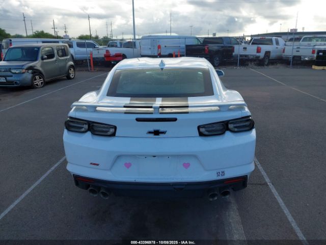 Chevrolet Camaro Rwd  1ss Image 16