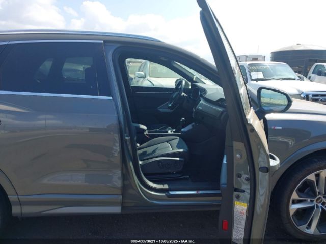 Audi Q3 Premium Plus 45 Tfsi S Line Quattro Tiptronic Image 6