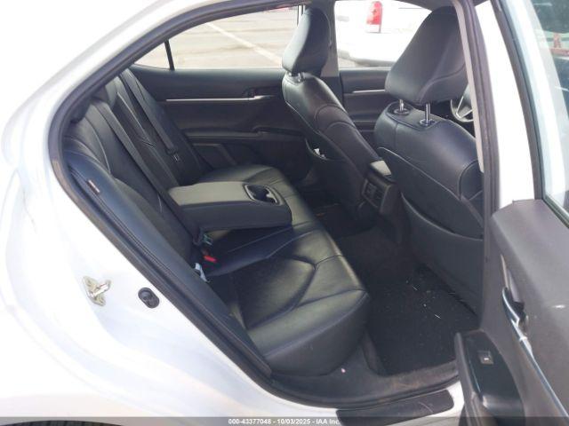 Toyota Camry Xse Image 17