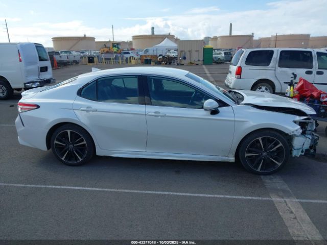 Toyota Camry Xse Image 2