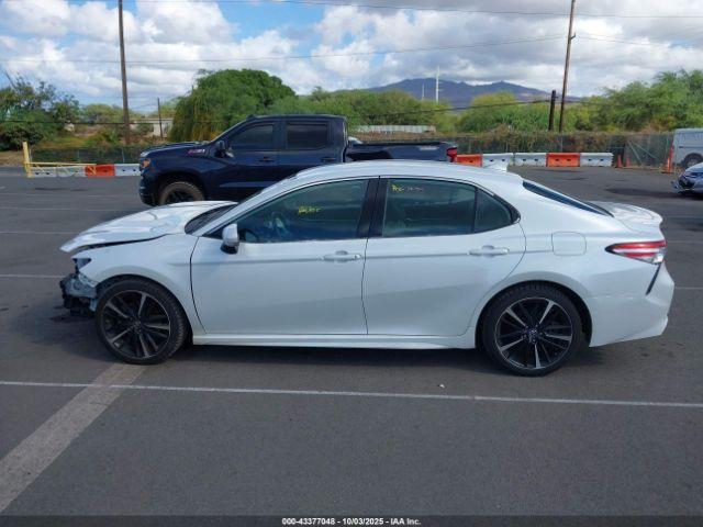 Toyota Camry Xse Image 10