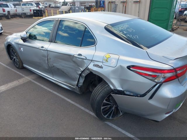 Toyota Camry Se Image 13