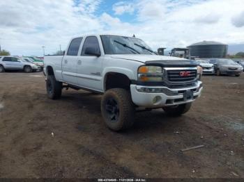  Salvage GMC Sierra 2500