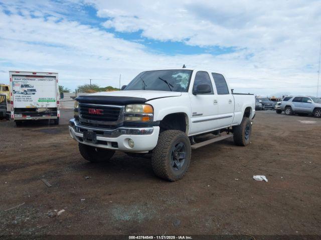 GMC Sierra 2500 Slt Image 2