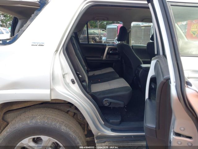 Toyota 4Runner Sr5 Image 11