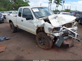  Salvage Toyota Tacoma