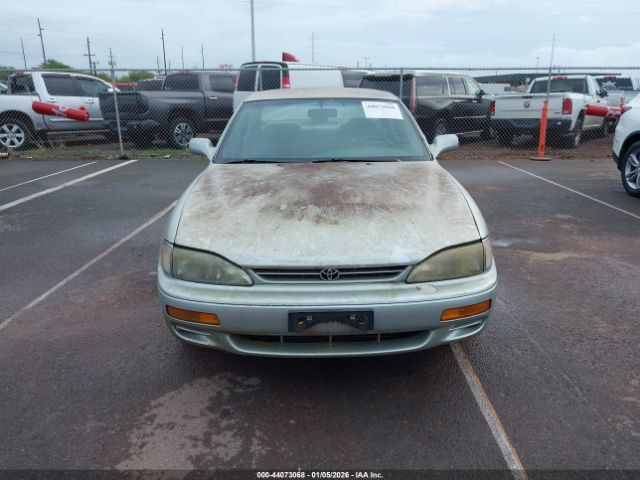 Toyota Camry Image 8