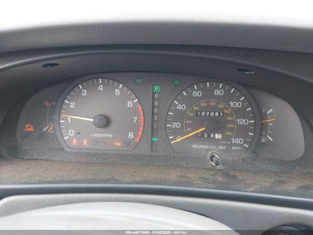 Toyota Camry Image 7