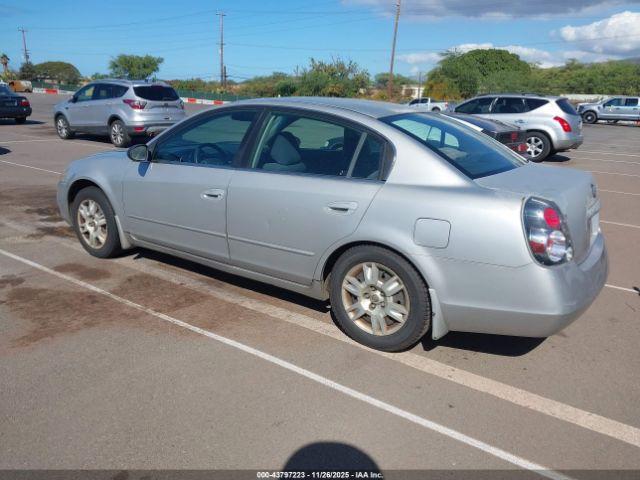 Nissan Altima 2.5 S Image 2