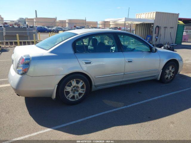 Nissan Altima 2.5 S Image 4