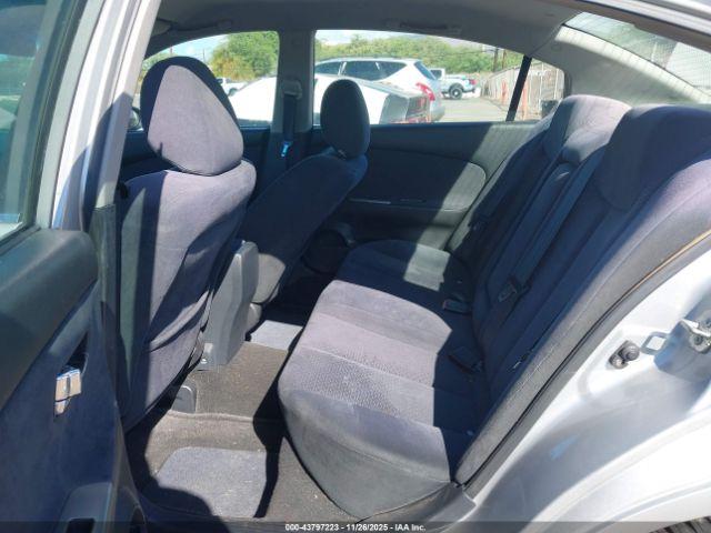 Nissan Altima 2.5 S Image 10