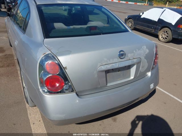 Nissan Altima 2.5 S Image 13