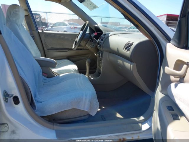 Toyota Corolla Le Image 8