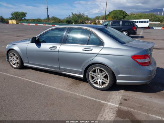 Mercedes-Benz C-Class Sport Image 3