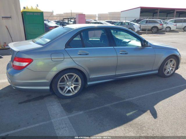 Mercedes-Benz C-Class Sport Image 11