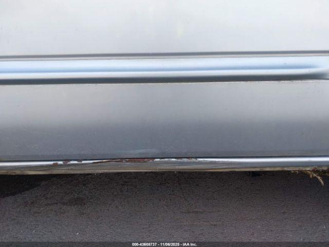 Nissan Quest 3.5 Image 16