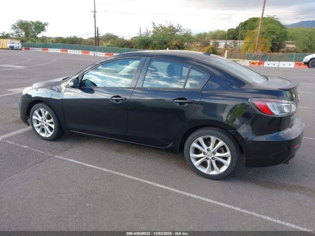 Mazda Mazda3 S Grand Touring Image 2