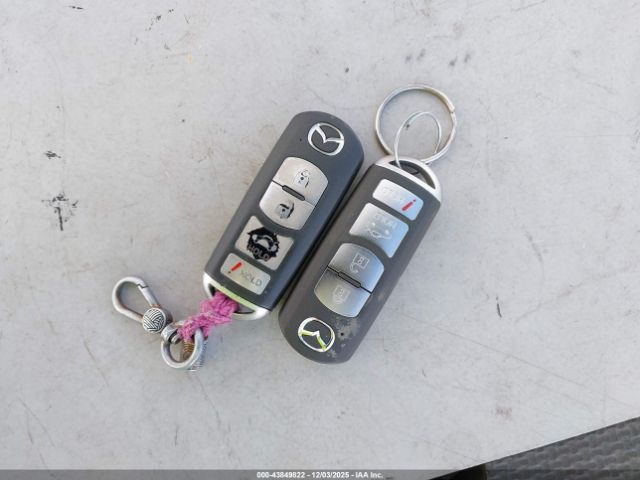 Mazda Mazda3 S Grand Touring Image 9