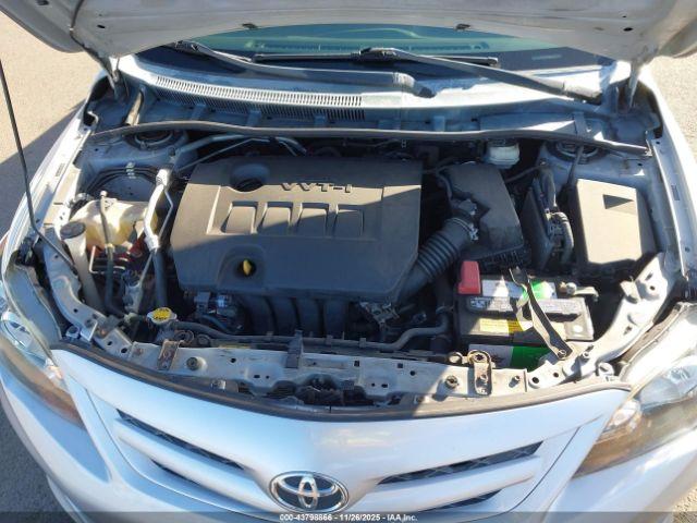 Toyota Corolla S Image 9