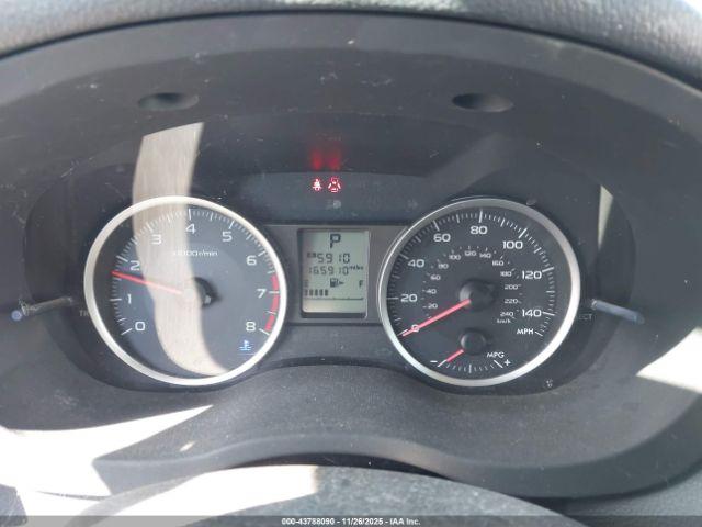 Subaru Crosstrek 2.0i Premium Image 6