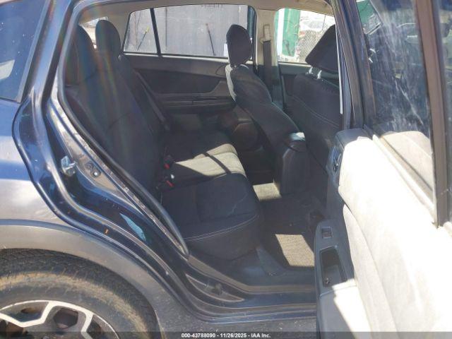 Subaru Crosstrek 2.0i Premium Image 10