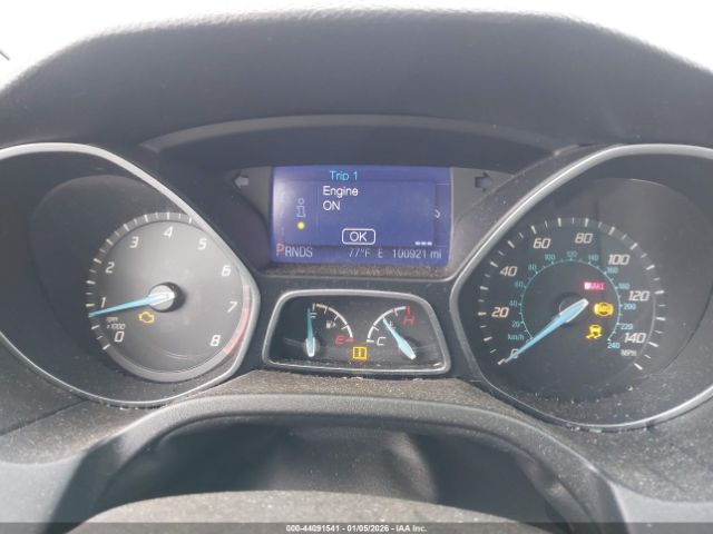 Ford Focus Se Image 8