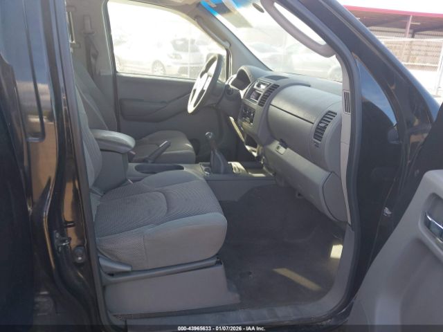 Nissan Frontier Se Image 2