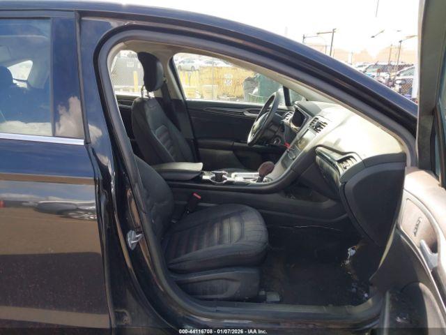 Ford Fusion Se Image 5