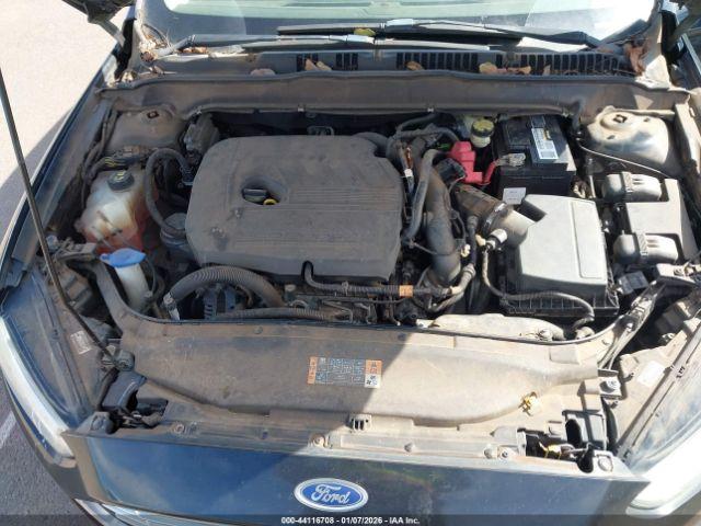 Ford Fusion Se Image 8