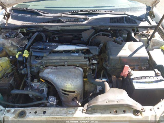 Toyota Camry Image 9