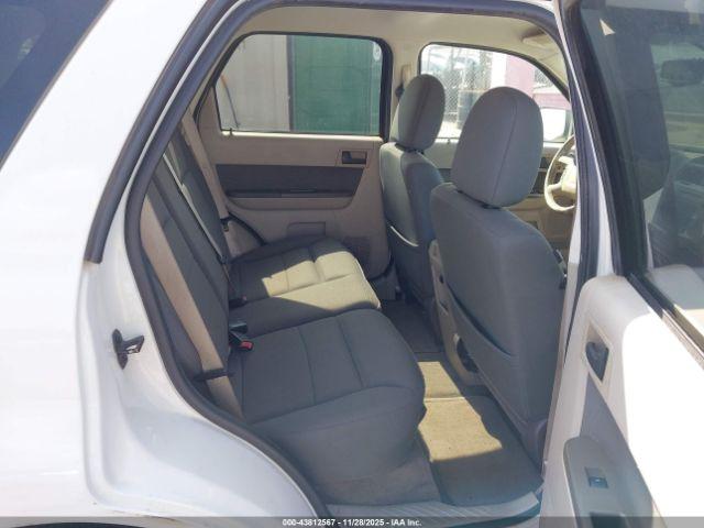 Ford Escape Xlt Image 2