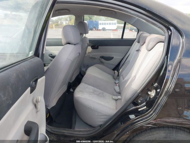 Hyundai ACCENT Gls Image 9