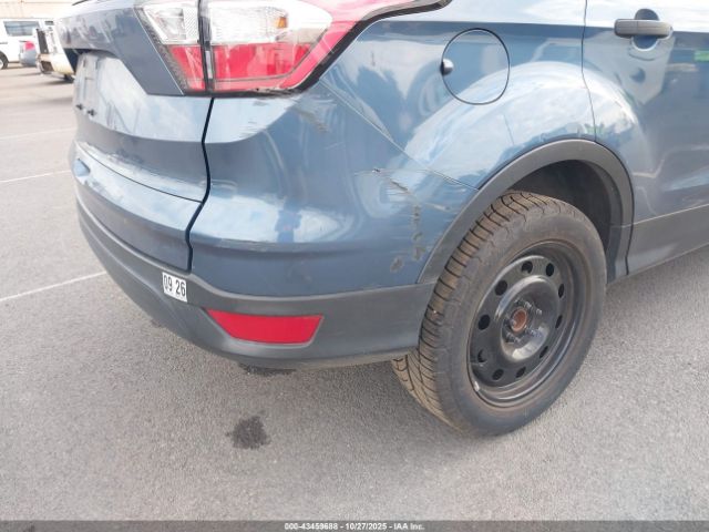 Ford Escape S Image 14