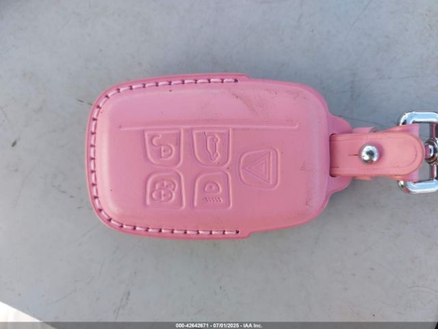 Land Rover Range Rover Evoque Dynamic Image 5