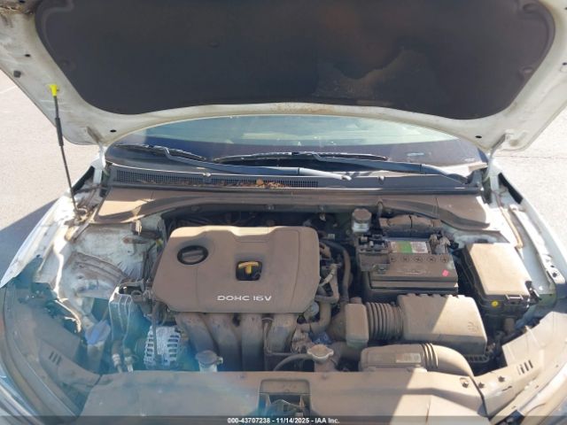 Hyundai VELOSTER 2.0 Image 11