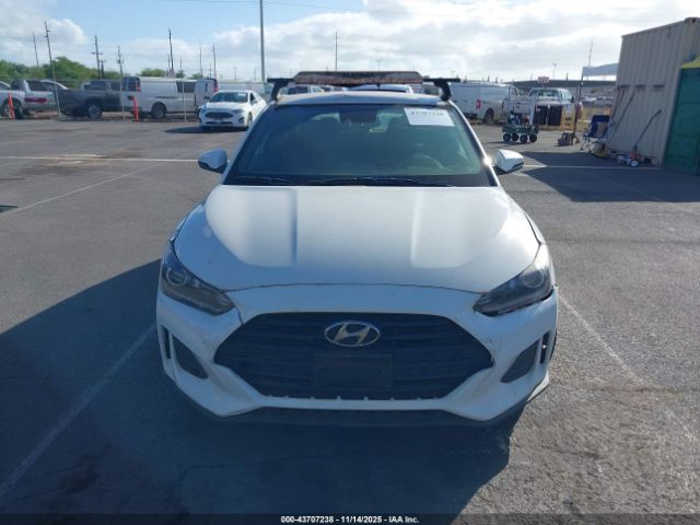Hyundai VELOSTER 2.0 Image 12
