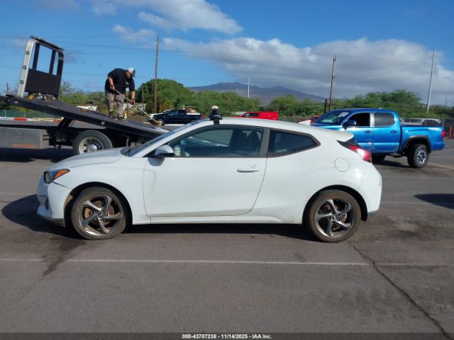 Hyundai VELOSTER 2.0 Image 17
