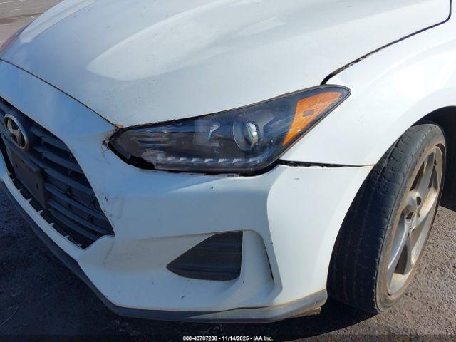 Hyundai VELOSTER 2.0 Image 20