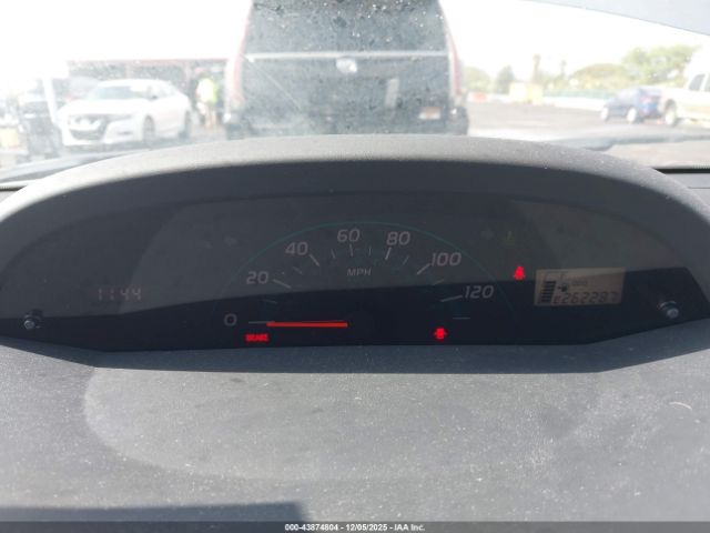 Toyota Yaris Image 6