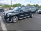 Cadillac Escalade Standard Image 4
