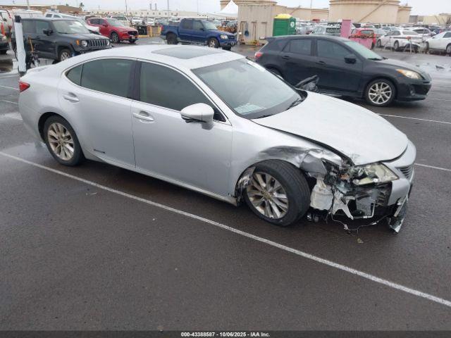  Salvage Lexus Es